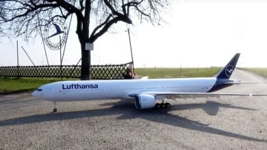 777 Lufthansa model 1